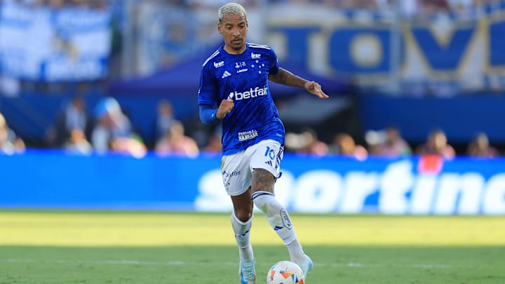 Matheus Pereira vive incertezas no Cruzeiro 