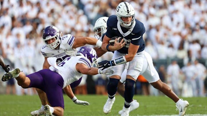 Penn State football quarterback Drew Allar