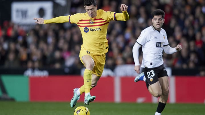 Lewandowski segue no comando de ataque culé