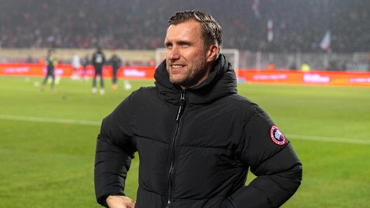 Markus Krösche hat die Saison noch nicht aufgegeben