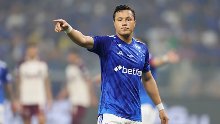 Grêmio fechou com o lateral-esquerdo