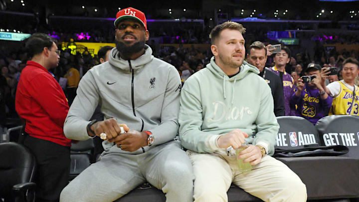 Indiana Pacers v Los Angeles Lakers