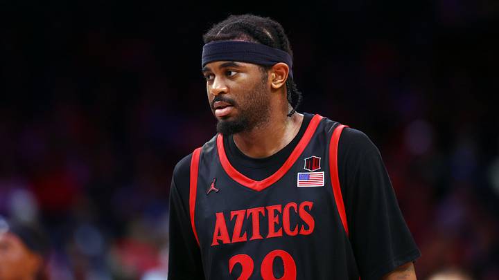 Dec 20, 2025; Phoenix, Arizona, USA; San Diego State Aztecs guard Reese Dixon-Waters (39). Dec 20, 2025; Phoenix, Arizona, USA; San Diego State Aztecs guard Reese Dixon-Waters (39).