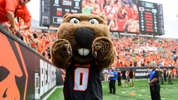 Sep 14, 2024; Corvallis, Oregon, USA; Oregon State Beavers mascot Benny Beaver during pregame against the Oregon Ducks at Reser Stadium. Mandatory Credit: Craig Strobeck-Imagn Images Sep 14, 2024; Corvallis, Oregon, USA; Oregon State Beavers mascot Benny Beaver during pregame against the Oregon Ducks at Reser Stadium. Mandatory Credit: Craig Strobeck-Imagn Images