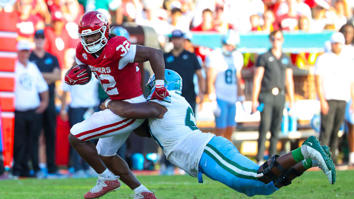 Oklahoma defensive end R Mason Thomas Oklahoma defensive end R Mason Thomas