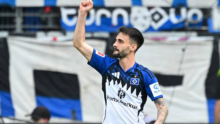 Beim HSV hofft man auf eine Rückkehr von Fabio Vieira Beim HSV hofft man auf eine Rückkehr von Fabio Vieira