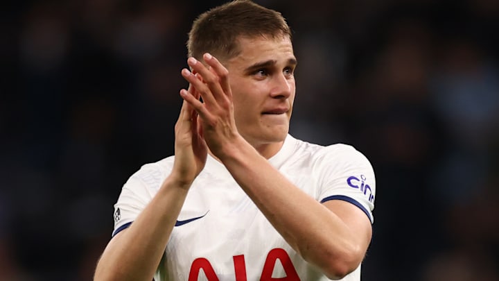 Tottenham Hotspur v Nottingham Forest - Premier League