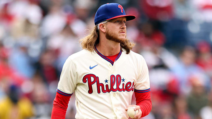 Cincinnati Reds v Philadelphia Phillies