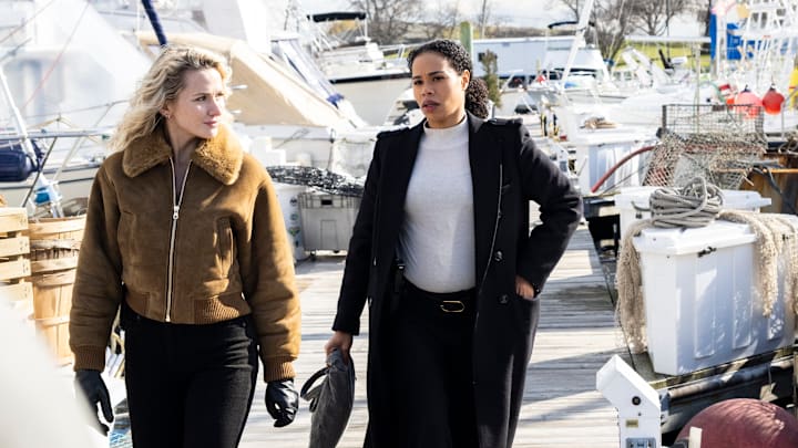 “Above & Beyond” – When a mysterious deal goes south, leaving behind multiple bodies, the Fugitive Task Force heads to Virginia to put the pieces together with the help of a familiar face and new addition to the team, Special Agent Nina Chase (new series regular Shantel VanSanten). Also, Remy continues to grapple with the aftermath of connecting with his long-lost nephew, on the fifth season premiere of FBI: MOST WANTED, Tuesday, Feb. 13 (10:00-11:00 PM, ET/PT) on the CBS Television Network,
