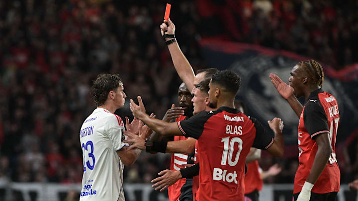 L'OL a été réduit à 10 hier face au Stade Rennais