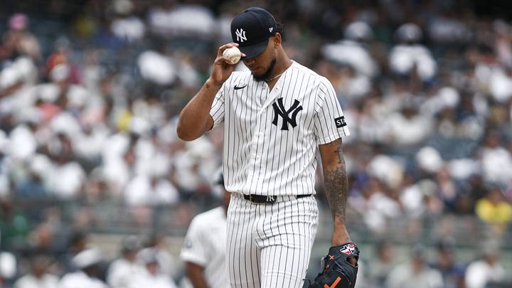 Jul 5, 2026; Bronx, New York, USA; New York Yankees pitcher Camilo Doval (75) reacts during the sixth inning against the Minnesota Twins at Yankee Stadium. Mandatory Credit: John Jones-Imagn Images Jul 5, 2026; Bronx, New York, USA; New York Yankees pitcher Camilo Doval (75) reacts during the sixth inning against the Minnesota Twins at Yankee Stadium. Mandatory Credit: John Jones-Imagn Images
