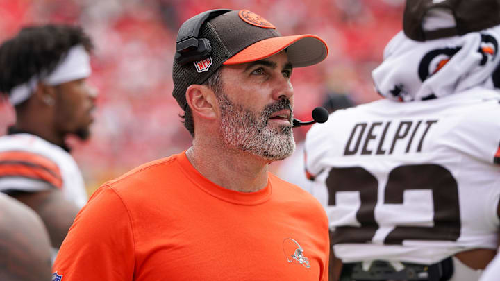 Kevin Stefanski gave Browns fans updates on Myles Garrett and Ethan Pocic's injuries.