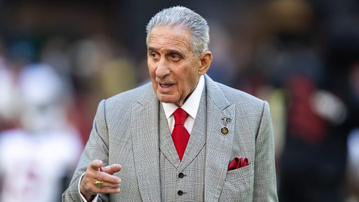 Dec 21, 2025; Glendale, Arizona, USA; Atlanta Falcons owner Arthur Blank against the Arizona Cardinals at State Farm Stadium. Mandatory Credit: Mark J. Rebilas-Imagn Images Dec 21, 2025; Glendale, Arizona, USA; Atlanta Falcons owner Arthur Blank against the Arizona Cardinals at State Farm Stadium. Mandatory Credit: Mark J. Rebilas-Imagn Images