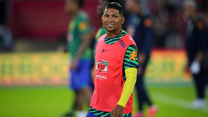 Rony chegou a ser convocado para a Seleção Brasileira pelo técnico interino Ramon Menezes em 2023