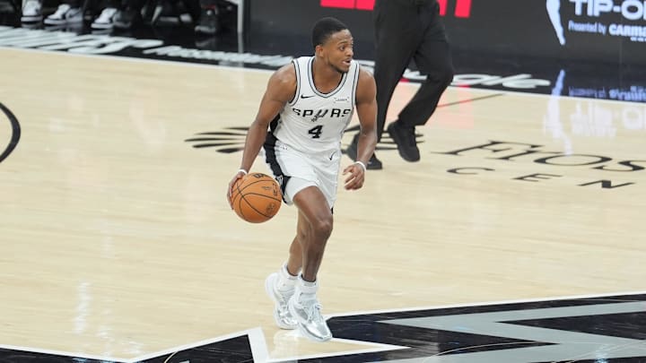 San Antonio Spurs guard De'Aaron Fox. San Antonio Spurs guard De'Aaron Fox.