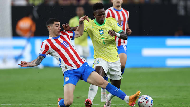 Brasil, de Vini Júnior, encara o Paraguai hoje Brasil, de Vini Júnior, encara o Paraguai hoje