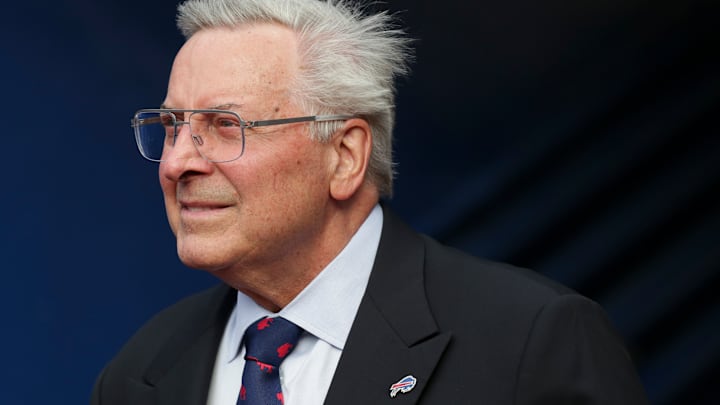 Tennessee Titans v Buffalo Bills
