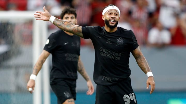 Memphis Depay e Yuri Alberto estão entre os destaques do time em 2024