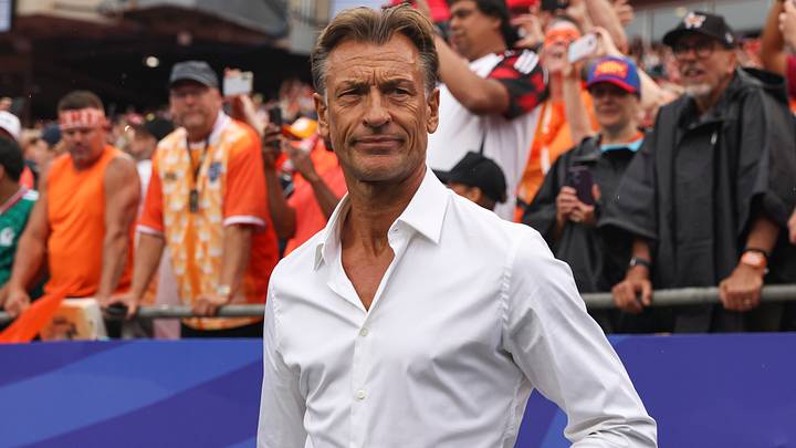 Nach nur zwei absolvierten Spielen an der Seitenlinie ist das nächste WM-Kapitel für ihn bereits wieder geschlossen: Hervé Renard Nach nur zwei absolvierten Spielen an der Seitenlinie ist das nächste WM-Kapitel für ihn bereits wieder geschlossen: Hervé Renard