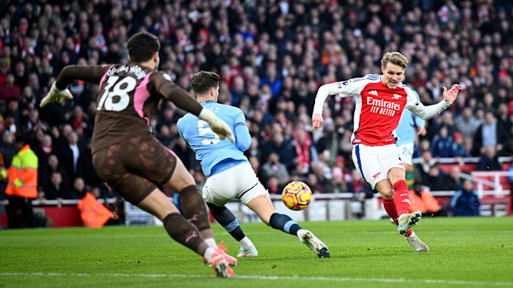 Arsenal FC v Manchester City FC - Premier League