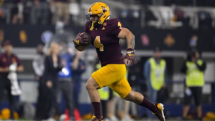 Arizona State Sun Devils running back Cam Skattebo (4).