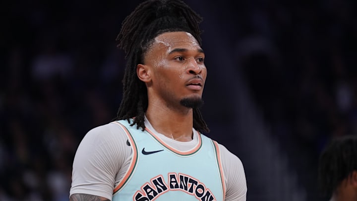 Apr 9, 2025; San Francisco, California, USA;  San Antonio Spurs guard Stephon Castle (5) waits for the action to continue against the Golden State Warrios in the second quarter at Chase Center. Mandatory Credit: David Gonzales-Imagn Images