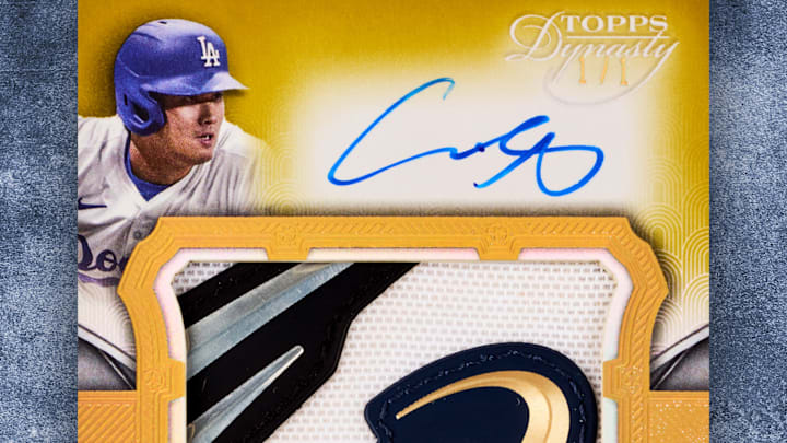 2024 Topps Dynasty - Shohei Ohtani - Autographed Game Used Batting Glove 2024 Topps Dynasty - Shohei Ohtani - Autographed Game Used Batting Glove