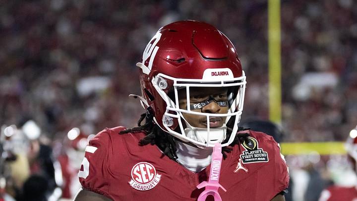 Falcons Rookie Kendal Daniels Could Earn Early Impact Through Versatility Falcons Rookie Kendal Daniels Could Earn Early Impact Through Versatility