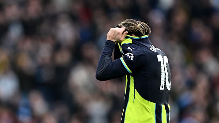 Aston Villa FC v Manchester City FC - Premier League Aston Villa FC v Manchester City FC - Premier League