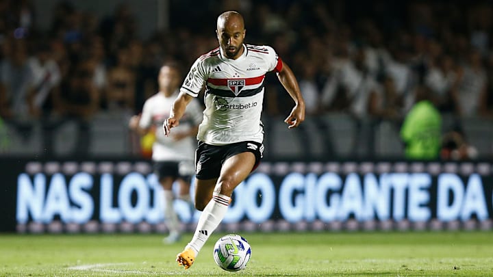 Lucas pode voltar a defender o time do São Paulo neste final de semana.