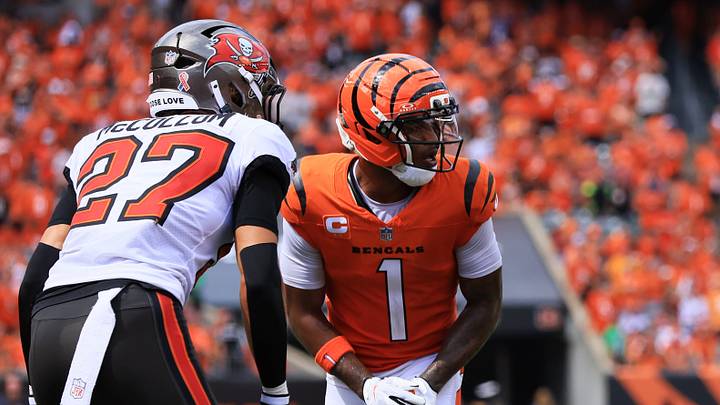 Sep 13, 2026; Cincinnati, Ohio, USA; Cincinnati Bengals wide receiver Ja'Marr Chase (1) and Tampa Bay Buccaneers cornerback Zyon McCollum (27) during the third quarter at Paycor Stadium. Mandatory Credit: Katie Stratman-Imagn Images Sep 13, 2026; Cincinnati, Ohio, USA; Cincinnati Bengals wide receiver Ja'Marr Chase (1) and Tampa Bay Buccaneers cornerback Zyon McCollum (27) during the third quarter at Paycor Stadium. Mandatory Credit: Katie Stratman-Imagn Images