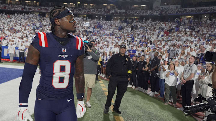 Stefon Diggs, a former Bills player, looks around at the crowd as the crowd has a mixed reaction to his return with another team before the Bills home game against the New England Patriots at Highmark Stadium in Orchard Park on Oct. 5, 2025. Stefon Diggs, a former Bills player, looks around at the crowd as the crowd has a mixed reaction to his return with another team before the Bills home game against the New England Patriots at Highmark Stadium in Orchard Park on Oct. 5, 2025.