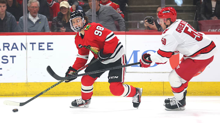 Carolina Hurricanes v Chicago Blackhawks
