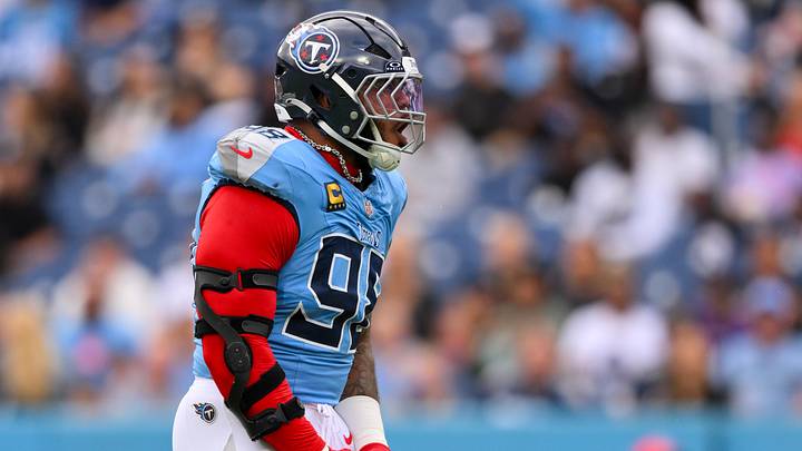 Dec 28, 2025; Nashville, Tennessee, USA; Tennessee Titans defensive tackle Jeffery Simmons (98) celebrates the fumble of New Orleans Saints quarterback Tyler Shough (6) during the first half at Nissan Stadium. Mandatory Credit: Steve Roberts-Imagn Images Dec 28, 2025; Nashville, Tennessee, USA; Tennessee Titans defensive tackle Jeffery Simmons (98) celebrates the fumble of New Orleans Saints quarterback Tyler Shough (6) during the first half at Nissan Stadium. Mandatory Credit: Steve Roberts-Imagn Images