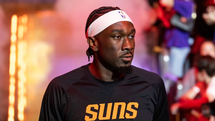 Oct 22, 2025; Phoenix, Arizona, USA; Phoenix Suns center Mark Williams (15) against the Sacramento Kings at the Mortgage Matchup Center. Mandatory Credit: Mark J. Rebilas-Imagn Images