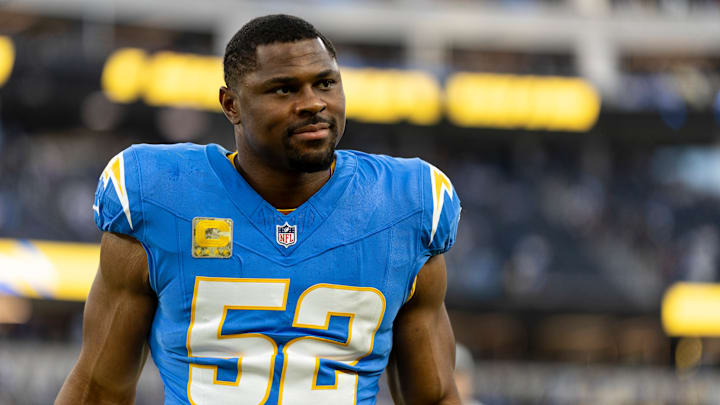 Tennessee Titans v Los Angeles Chargers