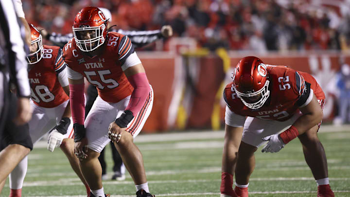 Oct 11, 2025; Salt Lake City, Utah, USA; Utah Utes offensive lineman Spencer Fano (55) and Utah Utes offensive lineman Michael Mokofisi (52) wait for the play during the third quarter of the game against the Arizona State Sun Devils at Rice-Eccles Stadium. Mandatory Credit: Rob Gray-Imagn Images Oct 11, 2025; Salt Lake City, Utah, USA; Utah Utes offensive lineman Spencer Fano (55) and Utah Utes offensive lineman Michael Mokofisi (52) wait for the play during the third quarter of the game against the Arizona State Sun Devils at Rice-Eccles Stadium. Mandatory Credit: Rob Gray-Imagn Images