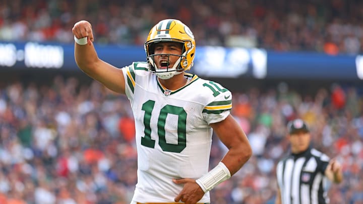 Green Bay Packers v Chicago Bears