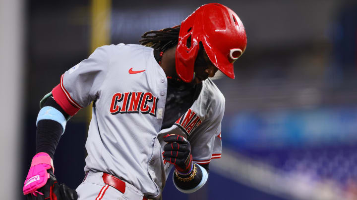 Aug 5, 2024; Miami, Florida, USA; Cincinnati Reds shortstop Elly De La Cruz (44) circles the bases after hitting a two-run home run against the Miami Marlins during the first inning at loanDepot Park. Mandatory Credit: Sam Navarro-USA TODAY Sports Aug 5, 2024; Miami, Florida, USA; Cincinnati Reds shortstop Elly De La Cruz (44) circles the bases after hitting a two-run home run against the Miami Marlins during the first inning at loanDepot Park. Mandatory Credit: Sam Navarro-USA TODAY Sports
