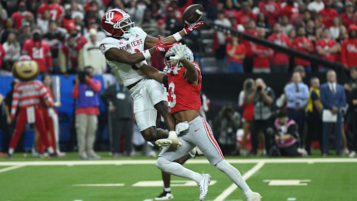 Ohio State Buckeyes cornerback Lorenzo Styles Jr. breaks up a throw against Indiana.