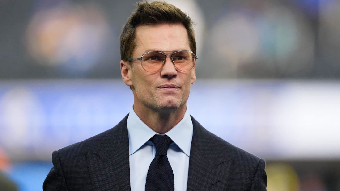 NFL Rumors: Tom Brady betrays Patriots and how Pickens trade could still happen