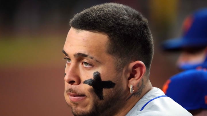 Aug 28, 2024; Phoenix, Arizona, USA; New York Mets catcher Francisco Alvarez (4) looks on against the Arizona Diamondbacks during the first inning at Chase Field. Mandatory Credit: Joe Camporeale-USA TODAY Sports Aug 28, 2024; Phoenix, Arizona, USA; New York Mets catcher Francisco Alvarez (4) looks on against the Arizona Diamondbacks during the first inning at Chase Field. Mandatory Credit: Joe Camporeale-USA TODAY Sports