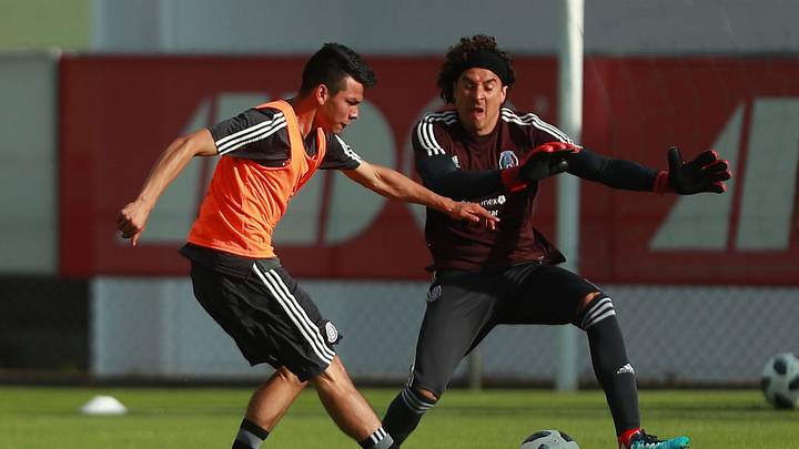Hirving Lozano y Guillermo Ochoa regresan a la convocatoria de la Selección Mexicana de Javier Aguirre. Hirving Lozano y Guillermo Ochoa regresan a la convocatoria de la Selección Mexicana de Javier Aguirre.