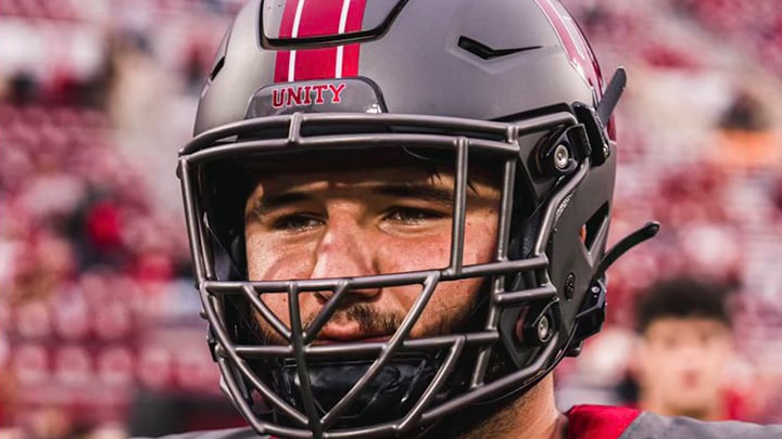 Oklahoma offensive lineman Ty Kubicek