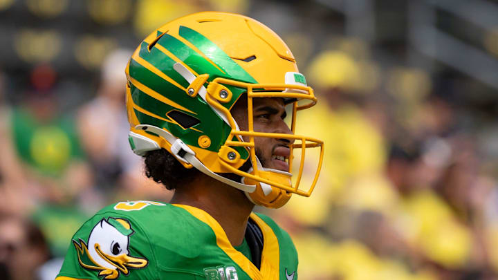 Oregon Ducks quarterback Dante Moore during warmups before facing the Montana State Bobcats.
