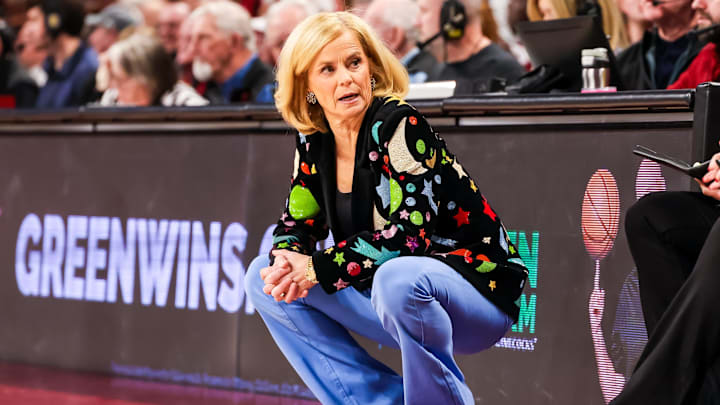 Jan 24, 2025; Columbia, South Carolina, USA; LSU Lady Tigers head coach Kim Mulkey directs her team against the South Carolina Gamecocks in the first half at Colonial Life Arena. Mandatory Credit: Jeff Blake-Imagn Images