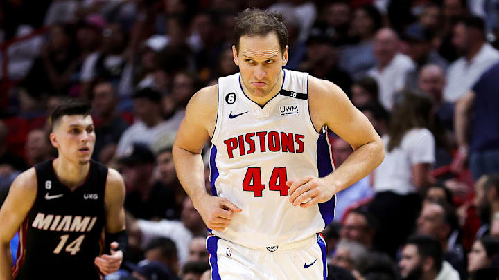 Lakers están muy interesados en adquirir a Bogdanovic