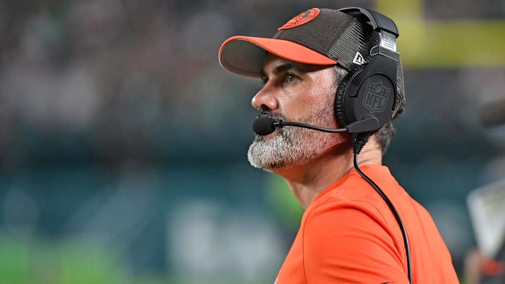 The Cleveland Browns made a series of baffling roster moves regarding the offensive line on Monday. 