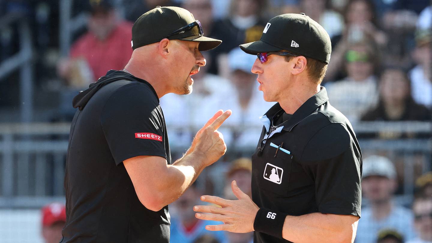 Pirates' Don Kelly Defends Ejection Against Brewers