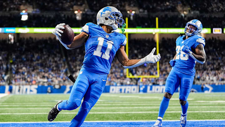 Detroit Lions wide receiver Kalif Raymond (11) runs for a touchdown against Tennessee Titans during the second half at Ford Field in Detroit on Sunday, Oct. 27, 2024.